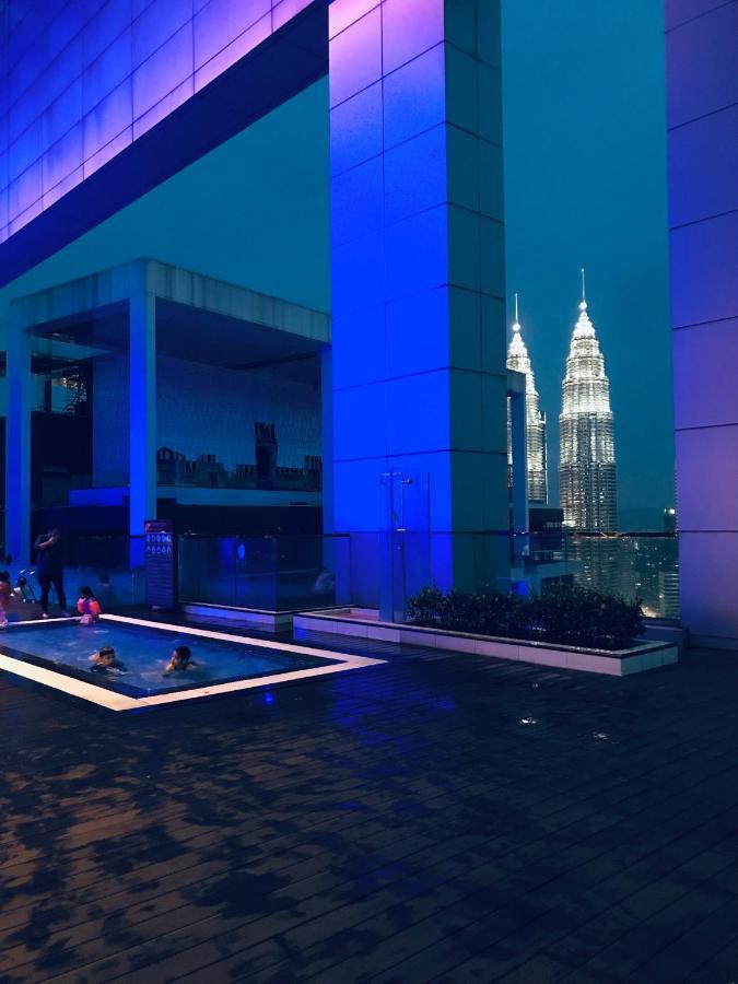 The Platinum Klcc By Cozy White Daire Kuala Lumpur Dış mekan fotoğraf