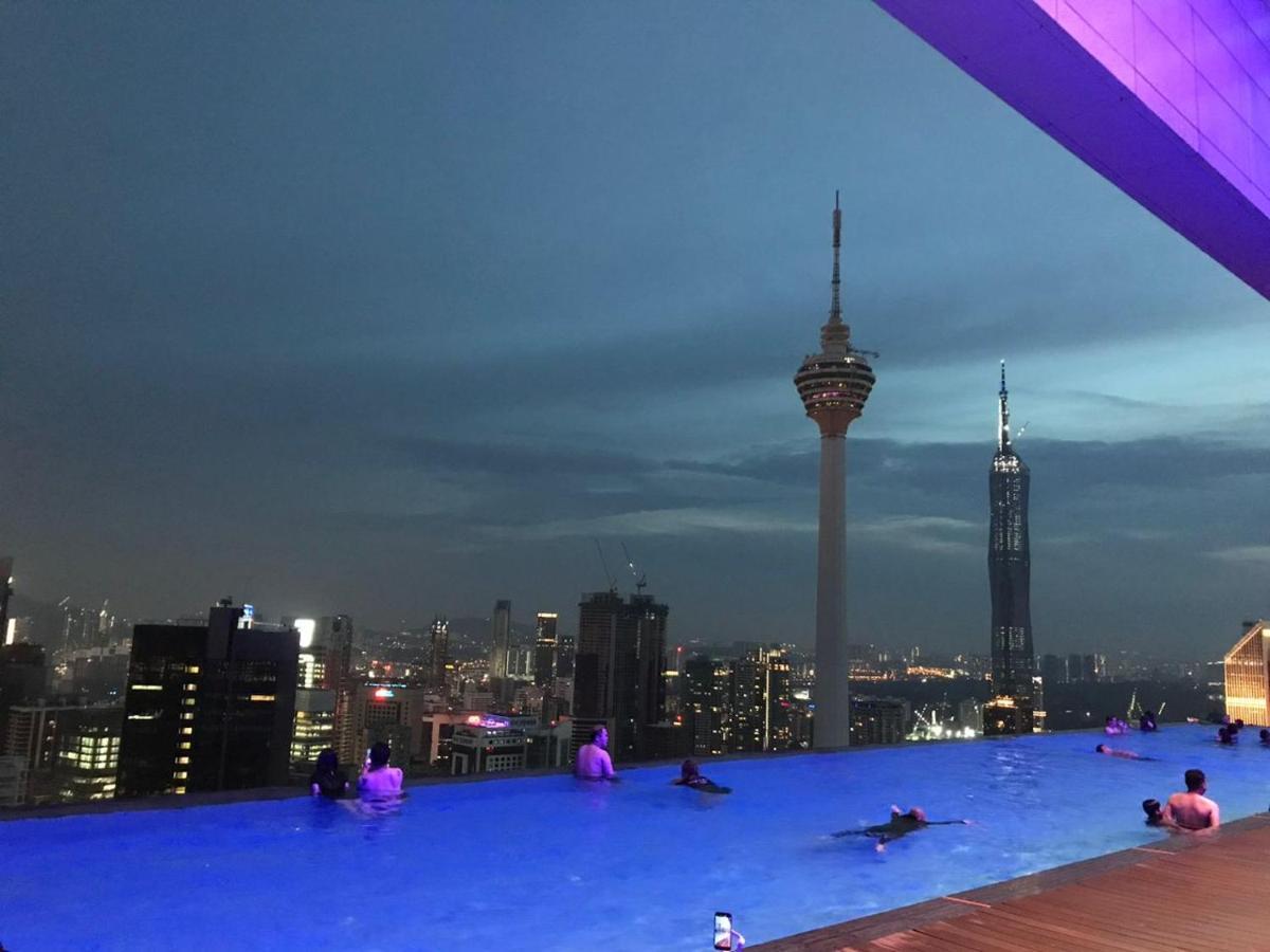 The Platinum Klcc By Cozy White Daire Kuala Lumpur Dış mekan fotoğraf