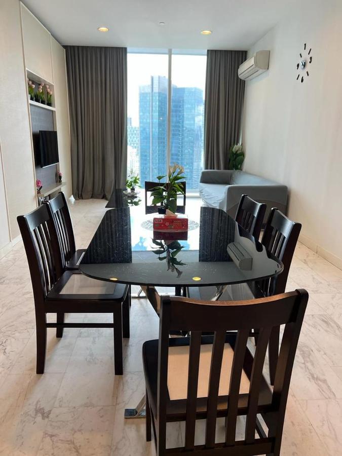 The Platinum Klcc By Cozy White Daire Kuala Lumpur Dış mekan fotoğraf